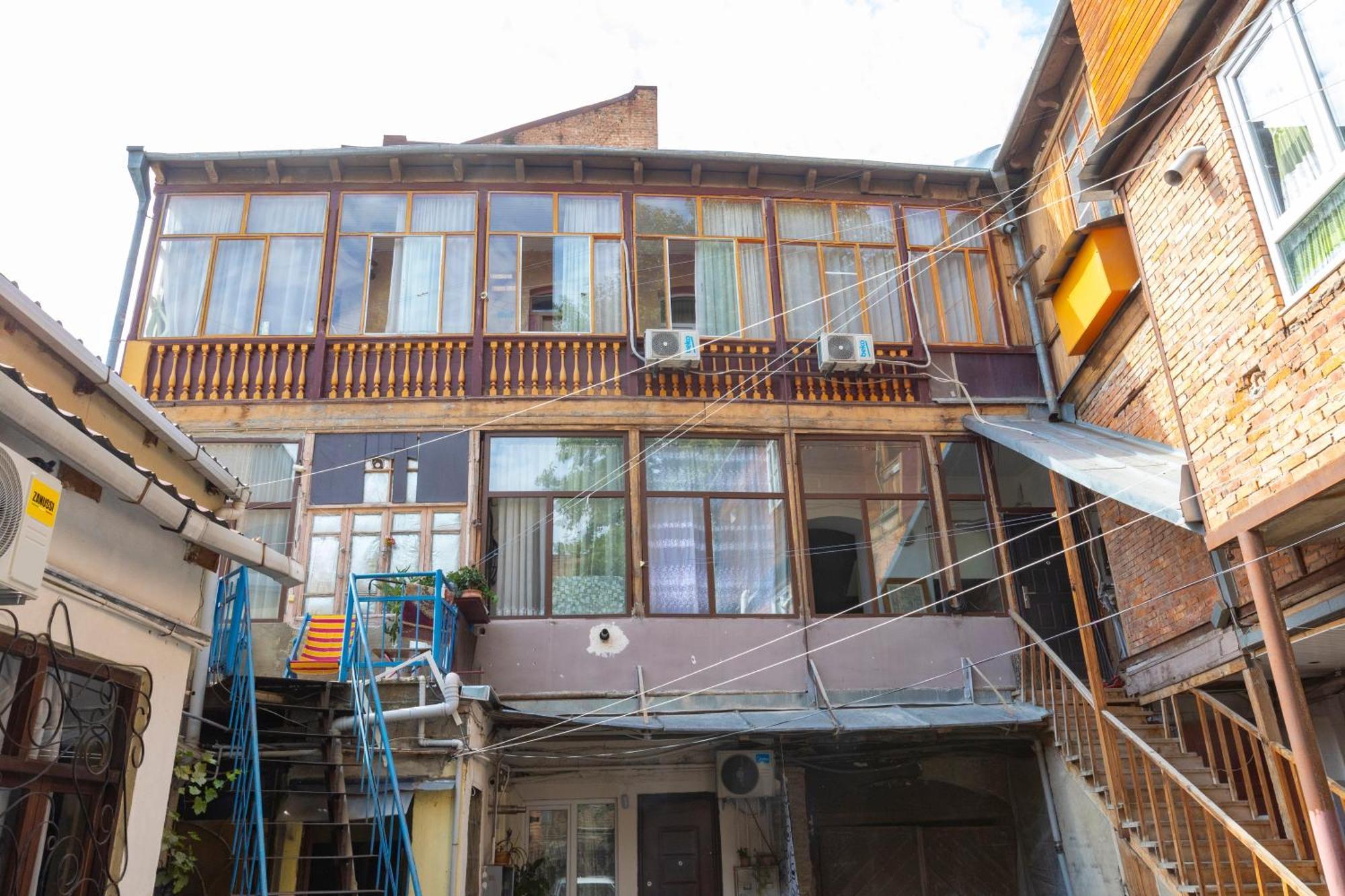 Homestay In Tbilisi Center Gm エクステリア 写真